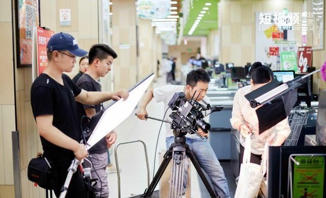 大數(shù)據(jù)與微營銷時(shí)代 如何打造企業(yè)的動(dòng)態(tài)名片——攝像及制作服務(wù)指南